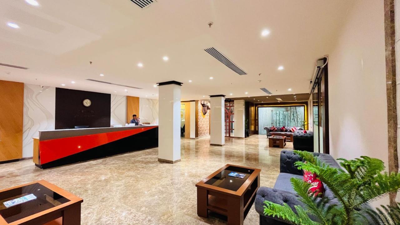 Sargawa The Palace Resort Αμπικαπούρ Εξωτερικό φωτογραφία